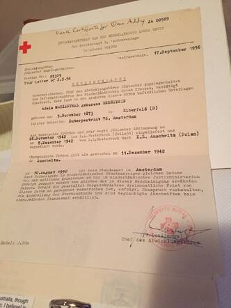 Oma Addy death certif Auschwitz.jpg