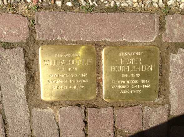 Stolpersteine voor het echtpaar Boutelje-Horn, Nieuwstad 37, Zutphen.