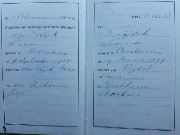 Familieboekje Leon van Rijk en Sara Trijtel.
