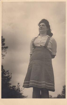 Julie Drukker 3.jpg