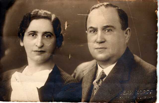 Elias, Helene_and_Max 1936.jpg