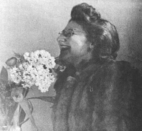 Rachel Lobe.jpg