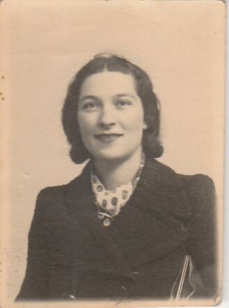 Helena Pool- de Hond.jpg