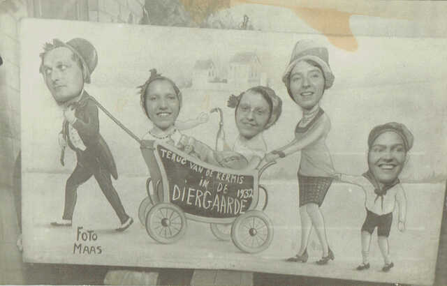 kermis in Blijdorp 1932 met echtgenoot Hein en vrienden.jpg