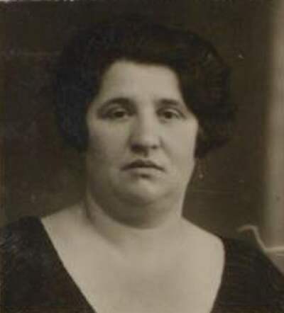 Klaartje Content Gans 1927 Felixarchief.JPG