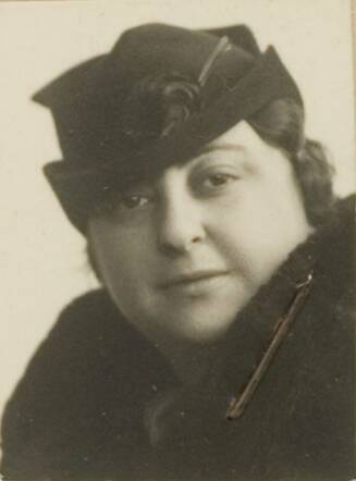 Rebecca van Abbe SAA pasport aanvraag 1942.JPG
