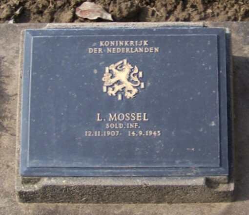 Laatste rustplaats Louis Mossel, Kanchanaburi War Cemetery, Thailand.