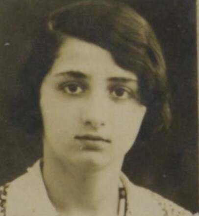 Clara Bronkhorst.png