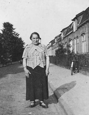 Henrietta Bloemhof-van Leeuwen