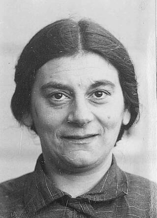 Klara Bont.jpg