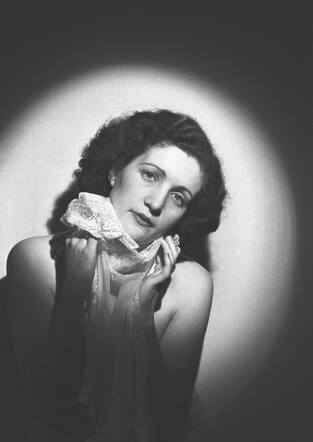 Lena Oczeret-de Vries