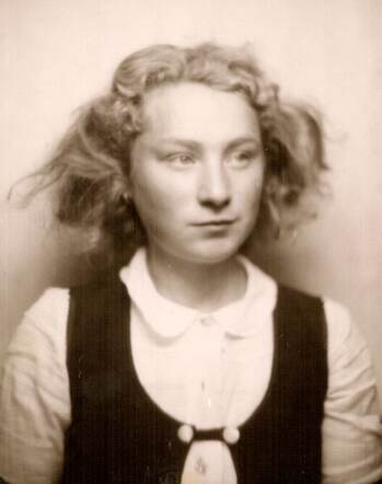 Rachel Sara Stokvsich