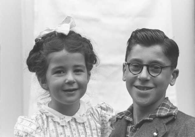 Eddy Person en Barbara Aal 745N048