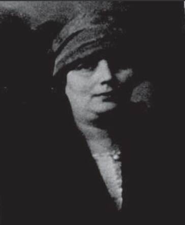 Clara Vleeschdrager Heertje 1928 Felixarchief.JPG