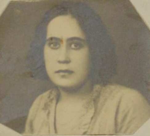 Branca van Velzen 1932 Felixarchief.JPG