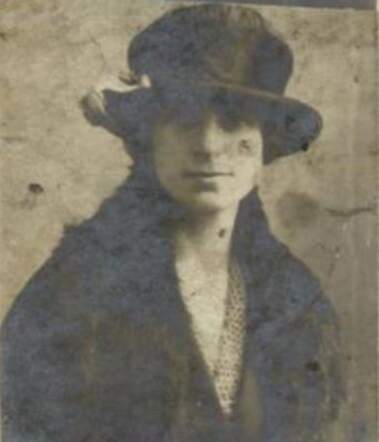 Esther Metzelaar Pop 1922 Felixarchief.JPG