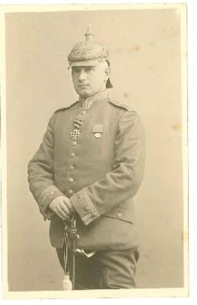Alfred Salomon 1915.jpg