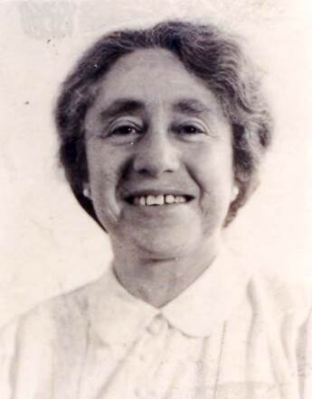 Elisabeth Elzas De Vries YadVashem.JPG