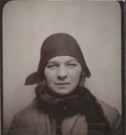 Mietje van Velzen Waterman 1930 Felixarchief.JPG