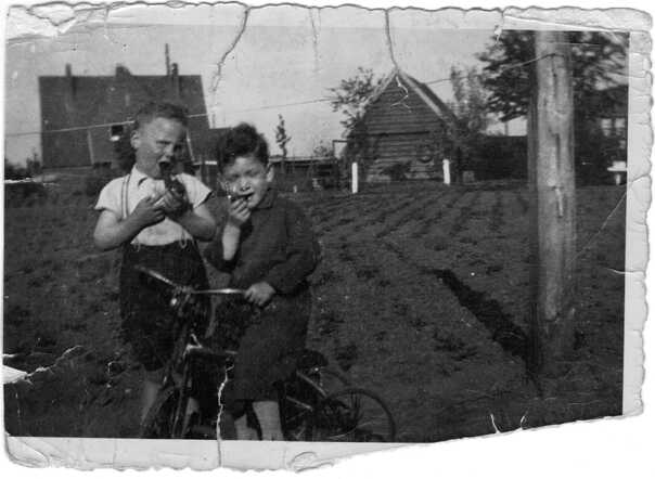 Salomon Menco (rechts) en Gerrit Timmermans (links)