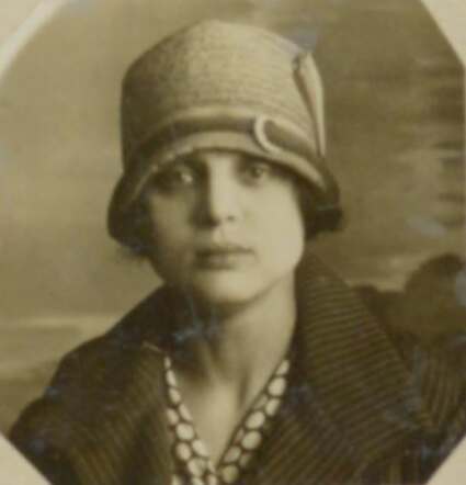 Mietje Piller vermoededlijk 1928 Felixarchief.JPG