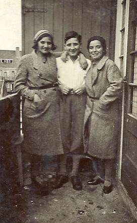 3b. Rebecca, Abraham van West, Rebecca de Vries.jpg