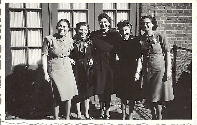 6. Marietje, Jannie , Clara Schalk Burgerstraat 28.jpg