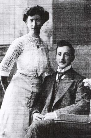Falk Glazer en Jozina Glazer Philips POT Yad Vashem.JPG