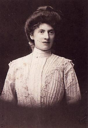 Julie Amalie Wolf-Strauss POT Yad Vashem.JPG