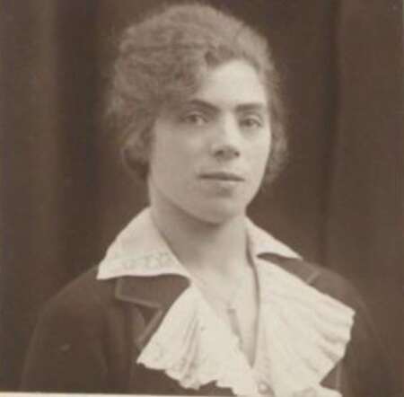 Bloeme Dikker 1921 Felixarchief.JPG