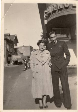 1940 Louis Schenkkan met Betty.jpg