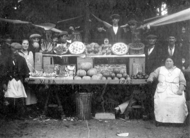 Hartog Krant Fruitstal Waterlooplein, 1924