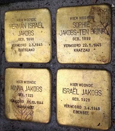 Stolpersteine Koestraat 25A.jpg