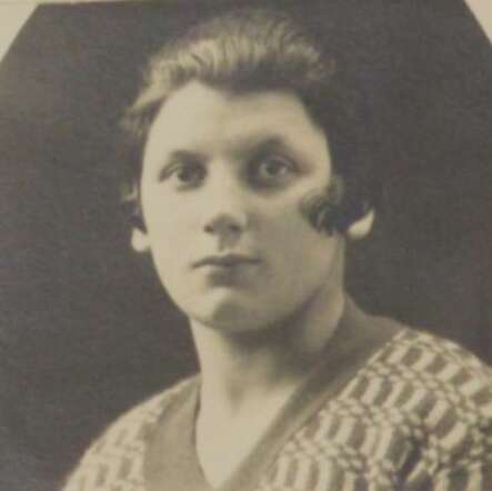 Rachel Abram 1927 Felixarchief.JPG