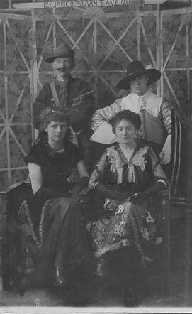 Clara de Vries Norden 1914.jpg