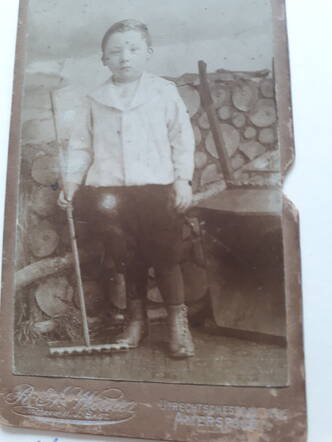 Koopman Kool geboren 1857 overleden juni 1922