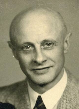 Daniel Jakobs-.jpg