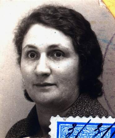 Flora Corper-van Dam.jpg