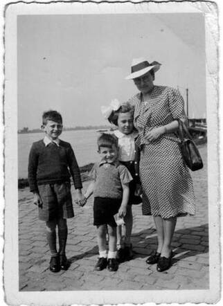 Alice Asscher-Lissauer and her children
