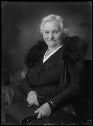 Emma van Essen-Frankenstein, 1936.jpg