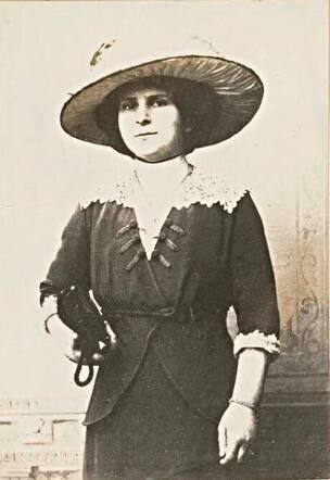 Anna van Dam.png