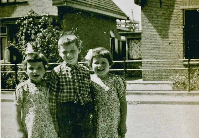 Helena, Bernard en Doortje Gazan.jpg