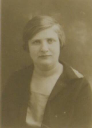 Mina Pach 1927 Felixarchief.JPG