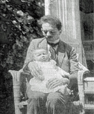 Alfred Michaelis met zijn dochtertje