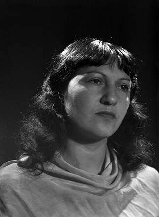 Anna Mogroby