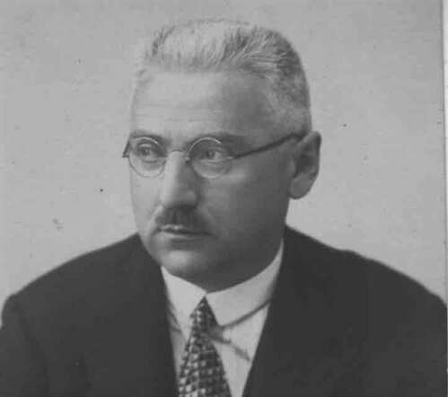 Portretfoto Ludwig Mayer volwassen.jpg