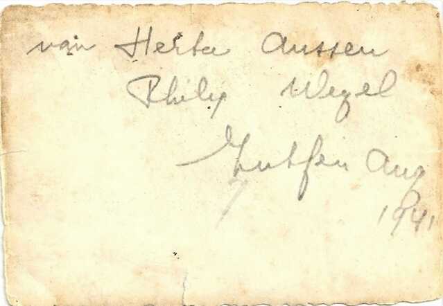 Achterkant Foto Hendrik Bleumink en Herta Aussen 1941 gemaakt door Philip Weijel.jpg