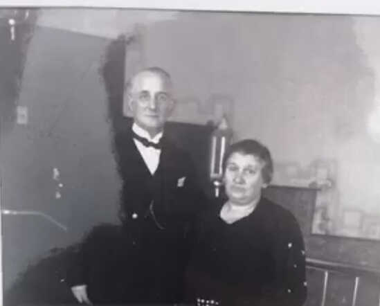 Hartog en Anna Cohen.png