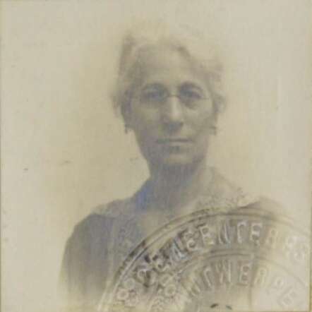Esther de Wolf 1926 Felixarchief.JPG