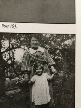 Inge Hartoch with her aunt Helene Daniel Scheuer 
